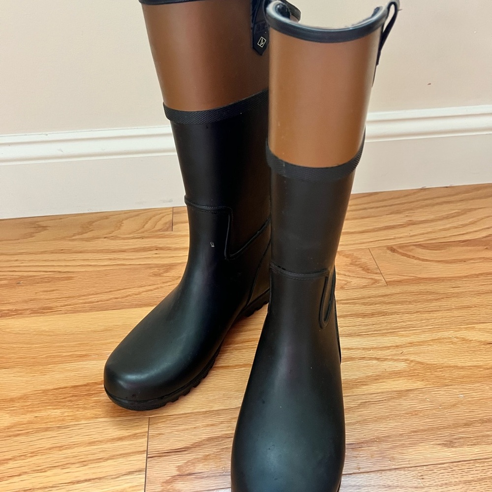 Sperry Black and Brown Women's Winter Boots